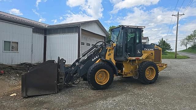 Image of John Deere 444J equipment image 1
