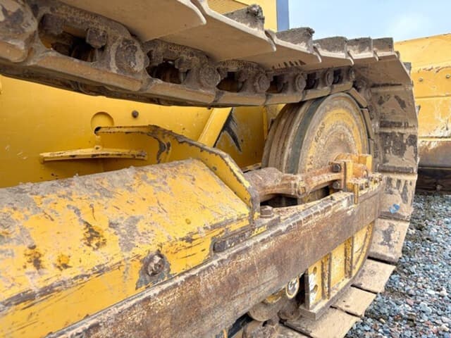 Image of John Deere 450J LT equipment image 3