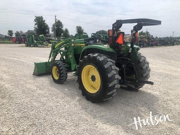 Image of John Deere 4520 equipment image 4