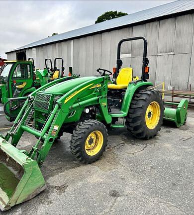 Image of John Deere 4520 equipment image 1