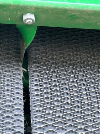 Image of John Deere 458 MegaWide Plus equipment image 1