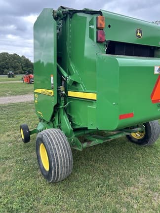 Image of John Deere 458 MegaWide Plus equipment image 4