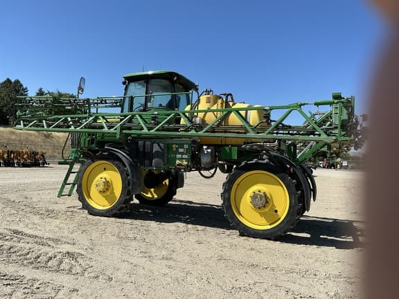 Image of John Deere 4630 equipment image 1