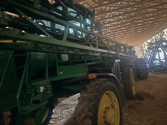 Image of John Deere 4630 equipment image 3