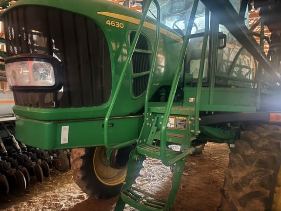 Image of John Deere 4630 equipment image 2