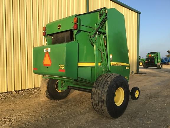 Image of John Deere 468 MegaWide Plus equipment image 4