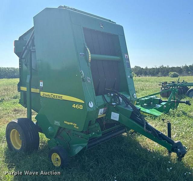 Image of John Deere 468  equipment image 2