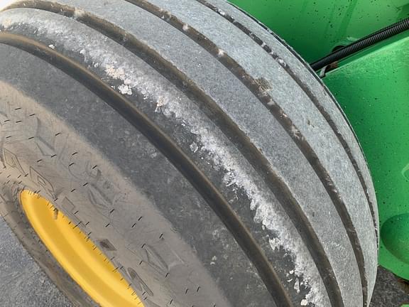 Image of John Deere 468 Silage Special equipment image 3