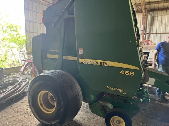 Image of John Deere 468 Silage Special equipment image 2