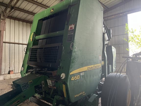 Image of John Deere 468 Silage Special equipment image 1