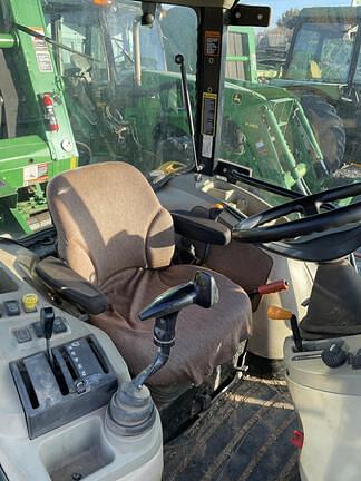 Image of John Deere 4720 equipment image 2