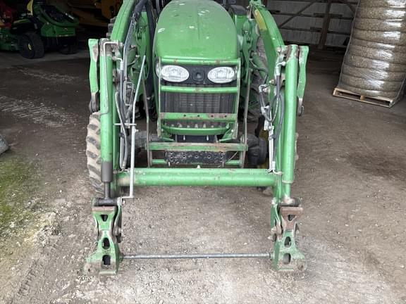 Image of John Deere 4720 equipment image 4