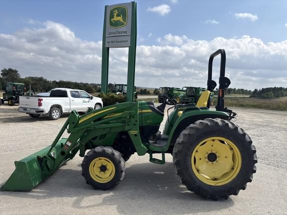 Image of John Deere 4720 equipment image 3