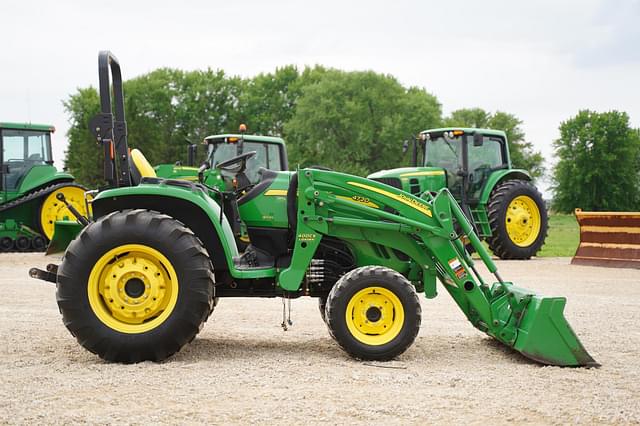 Image of John Deere 4720 equipment image 3