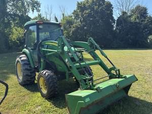 2012 John Deere 4720 Image