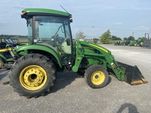 2011 John Deere 4720 Equipment Image0