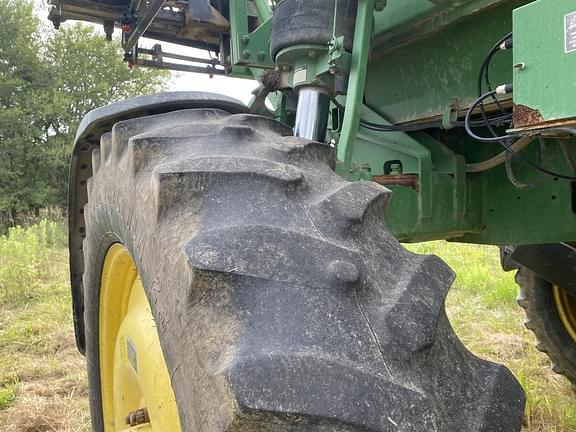 Image of John Deere 4730 equipment image 4