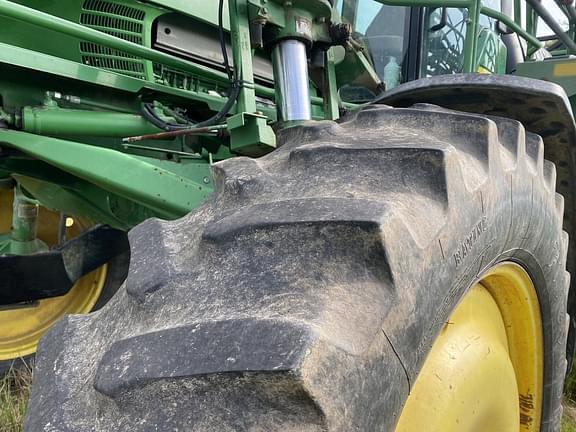 Image of John Deere 4730 equipment image 2