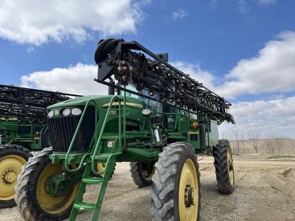 Image of John Deere 4730 equipment image 4