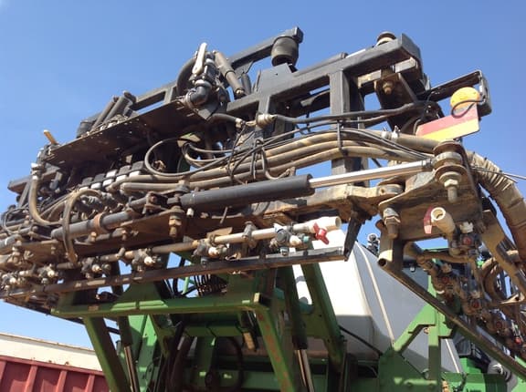 Image of John Deere 4730 equipment image 3