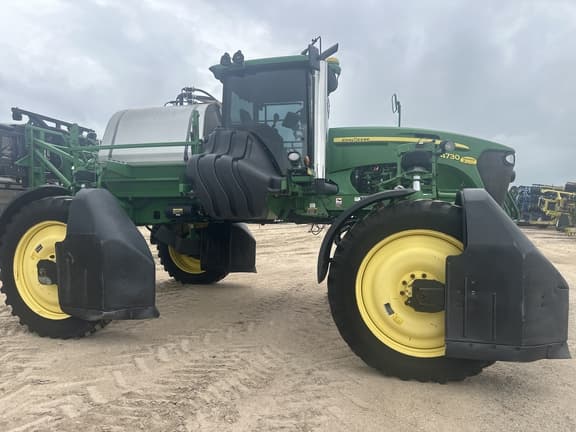 Image of John Deere 4730 equipment image 3