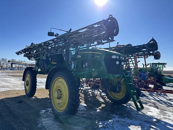 Image of John Deere 4730 equipment image 2