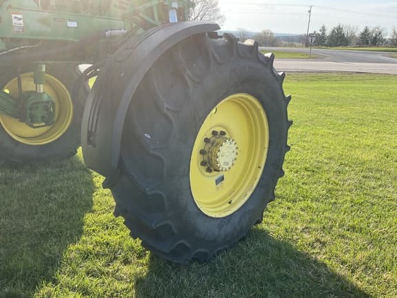 Image of John Deere 4730 equipment image 4