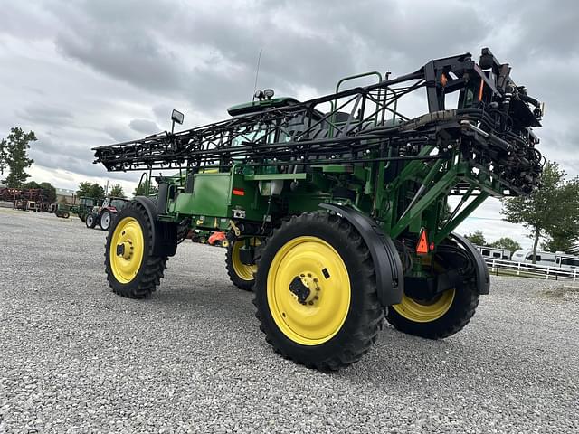 Image of John Deere 4730 equipment image 4