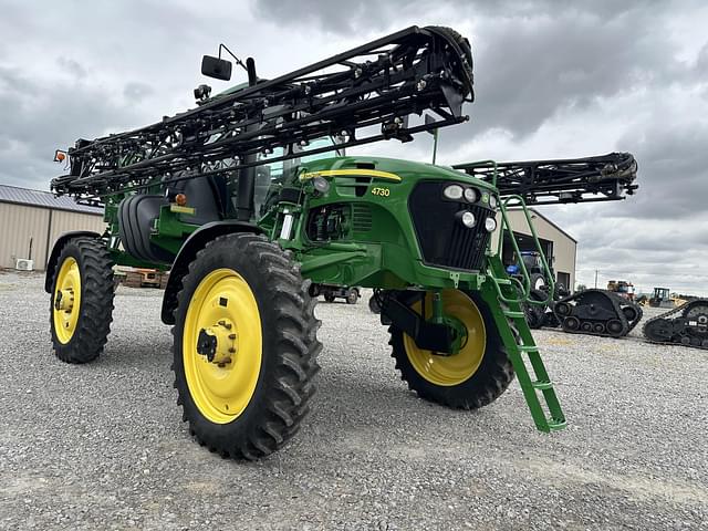 Image of John Deere 4730 equipment image 1