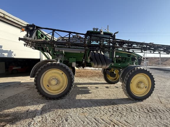 Image of John Deere 4730 equipment image 1