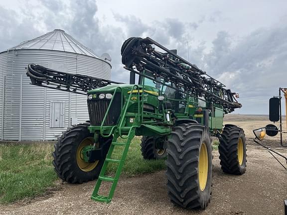 Image of John Deere 4730 Primary image