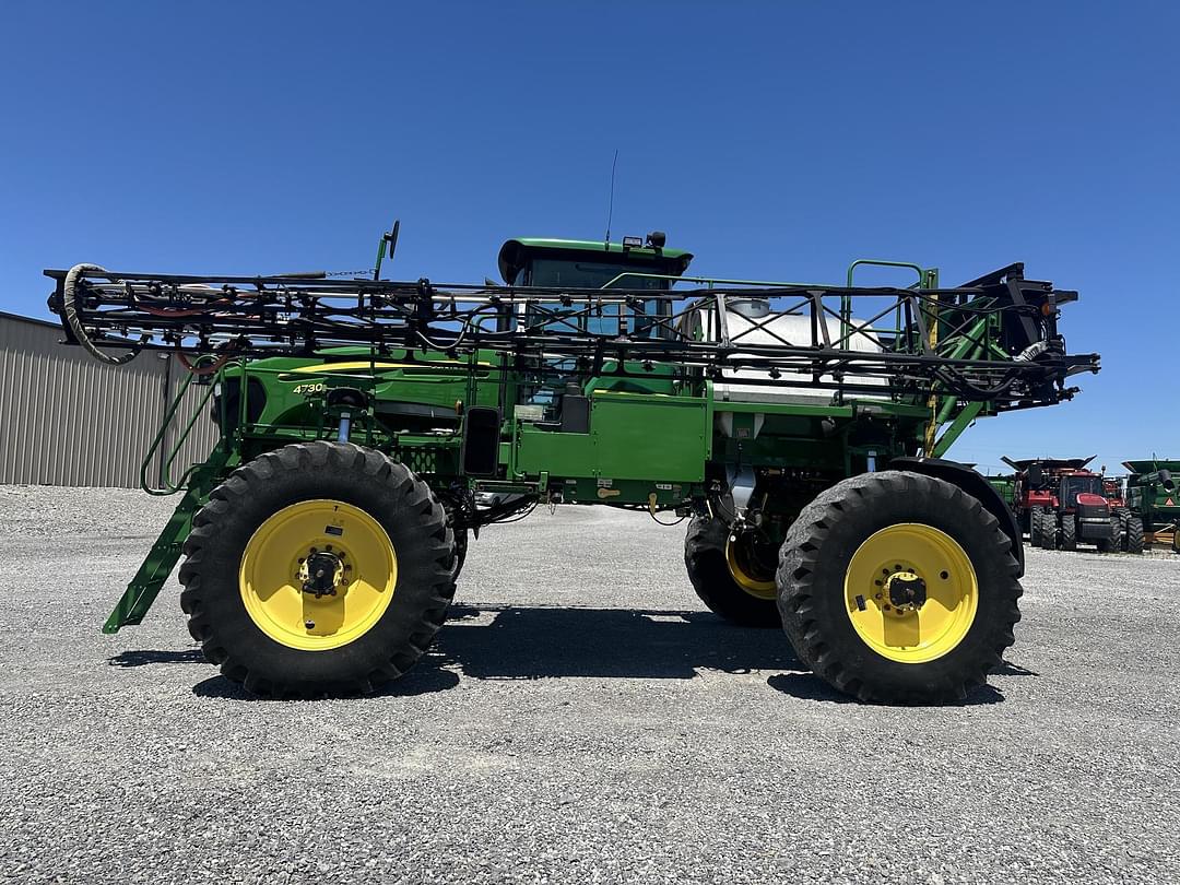 Image of John Deere 4730 Primary image