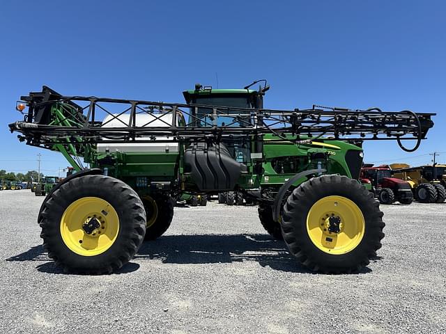 Image of John Deere 4730 equipment image 1