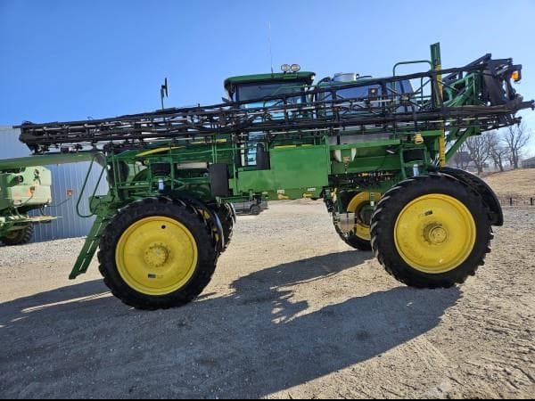 Image of John Deere 4830 equipment image 1