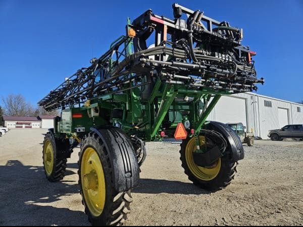 Image of John Deere 4830 equipment image 3