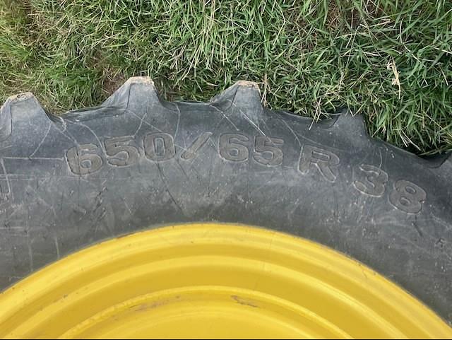 Image of John Deere 4830 equipment image 4