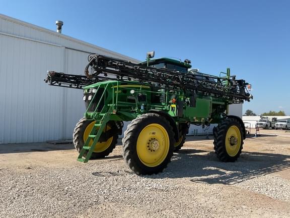 Image of John Deere 4830 equipment image 2