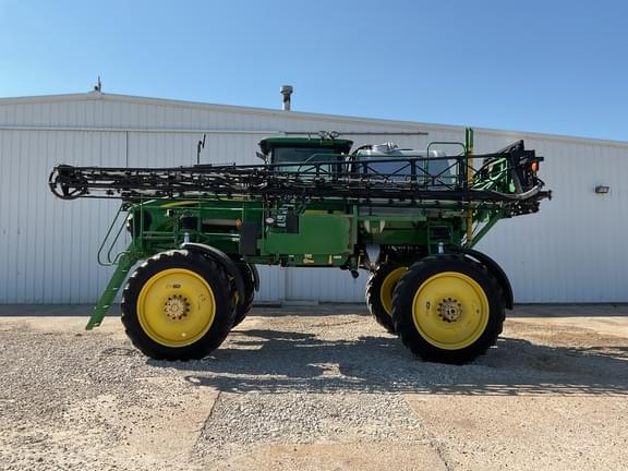 Image of John Deere 4830 equipment image 1