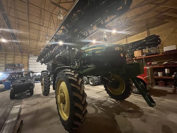 Image of John Deere 4830 equipment image 1