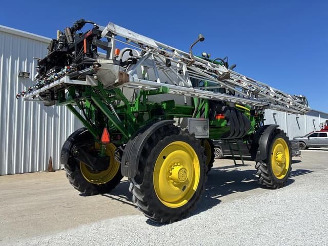 Image of John Deere 4830 equipment image 4