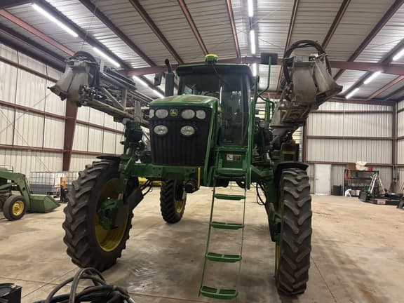 Image of John Deere 4830 equipment image 1