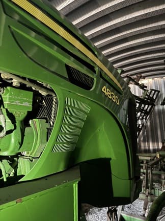 Image of John Deere 4830 equipment image 1