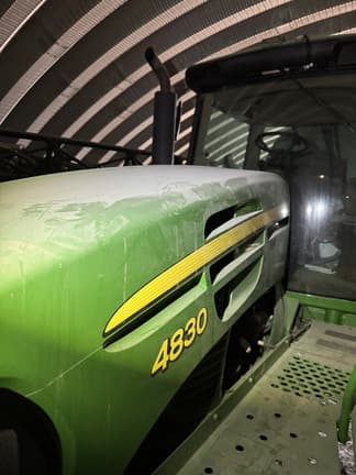Image of John Deere 4830 equipment image 2