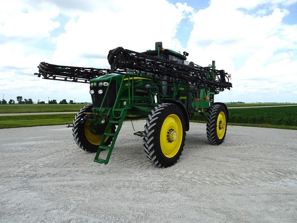 Image of John Deere 4830 Primary image