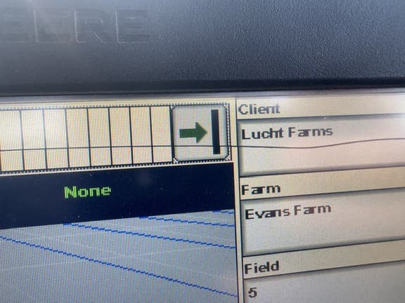 Image of John Deere 4830 equipment image 4