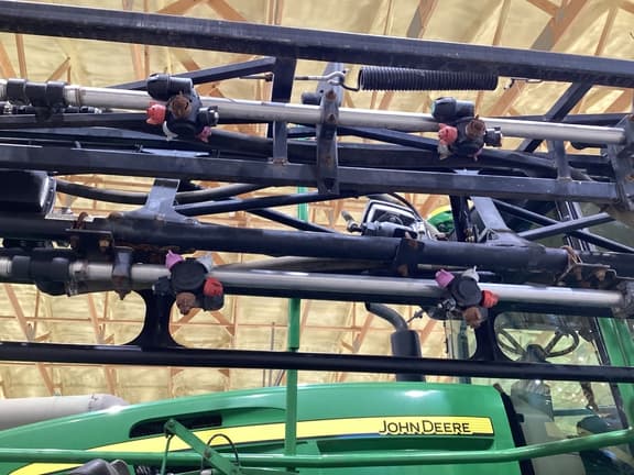 Image of John Deere 4830 equipment image 3