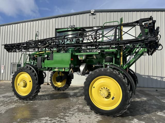 Image of John Deere 4830 equipment image 4