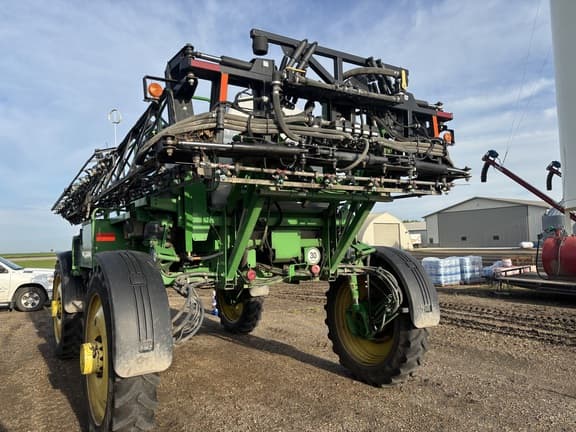 Image of John Deere 4830 equipment image 3