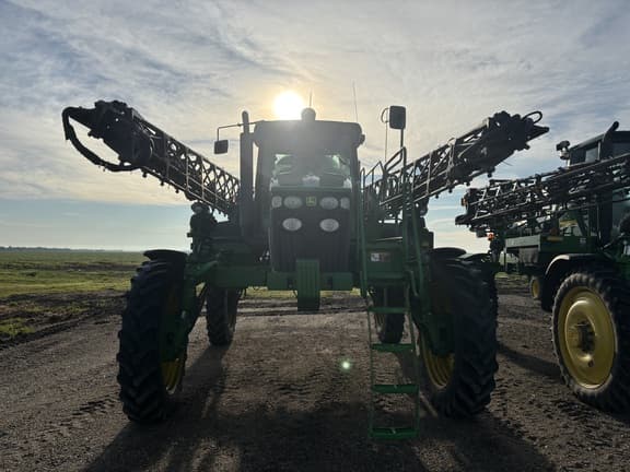 Image of John Deere 4830 equipment image 1