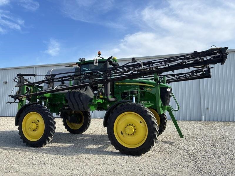 2012 John Deere 4830 Equipment Image0